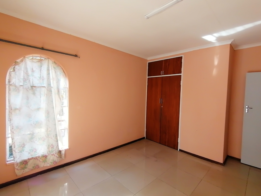 3 Bedroom Property for Sale in Orkney Park North West